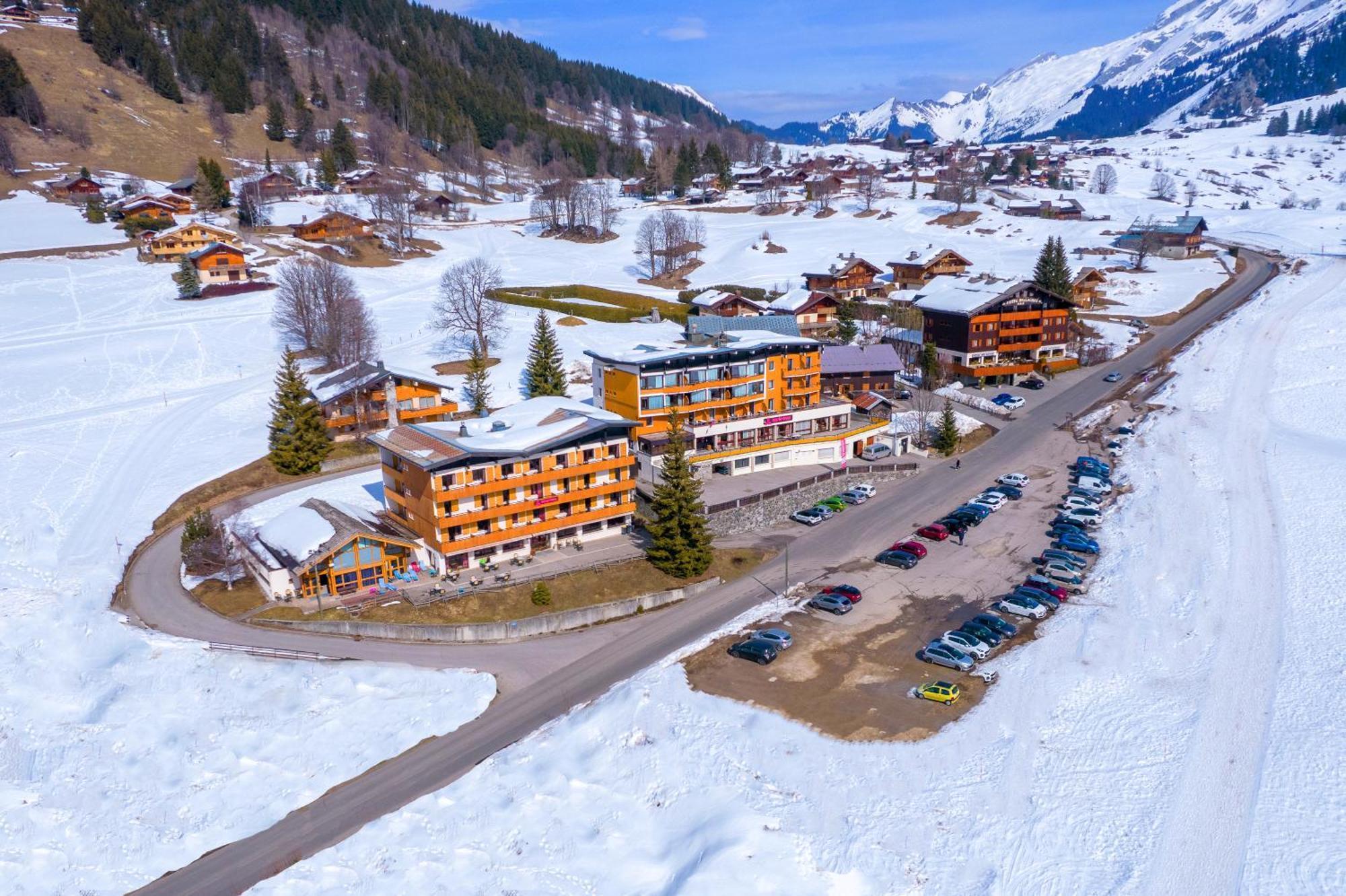 Azureva Les Confins Ferienpark